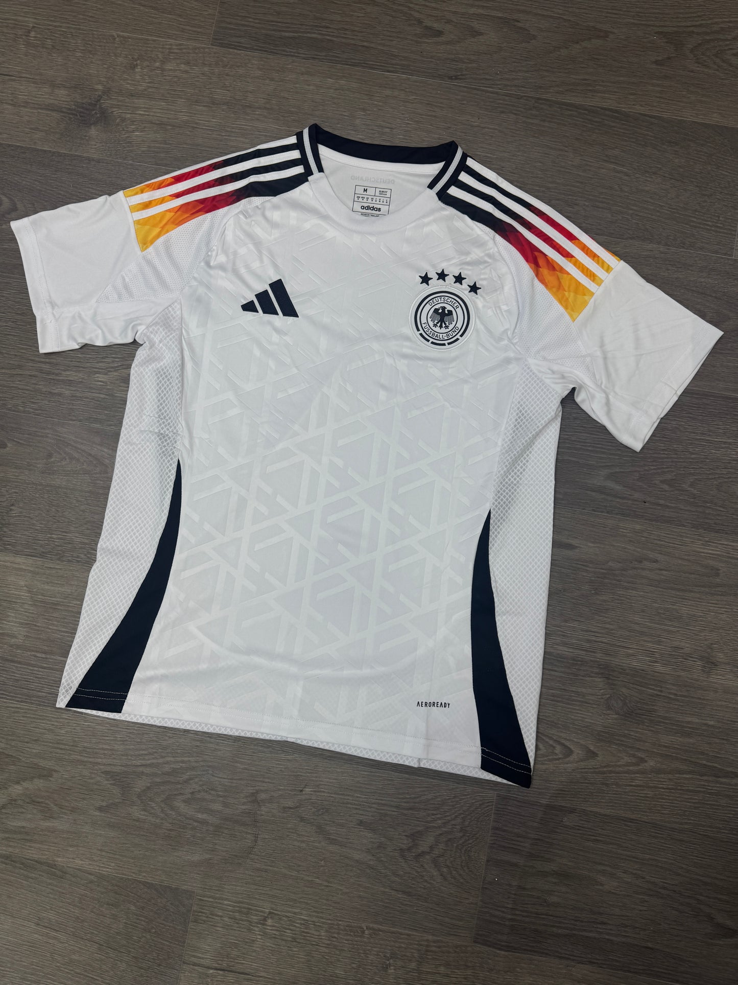 T SHIRT CLUB FOOT 2025 ( INTER MILAN ๐ฎ๐น / ALLEMAGNE ๐ฉ๐ช/ CZECH ๐จ๐ฟ)