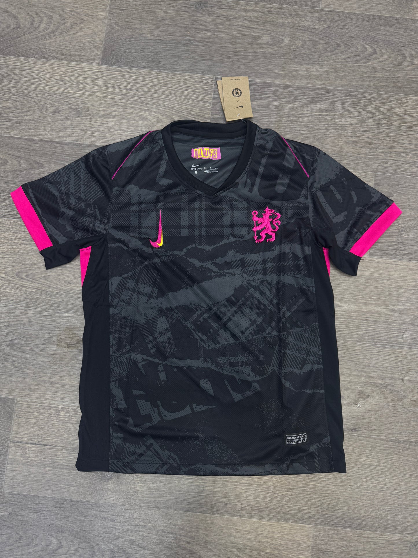 T SHIRT CLUB 2025 TRÈS BONNE QUALITÉ MARQUE ET LOGO BRODÉ ( CROATIE 🇭🇷 / CHELSEA 🏴 / HOLLAND 🇳🇱)