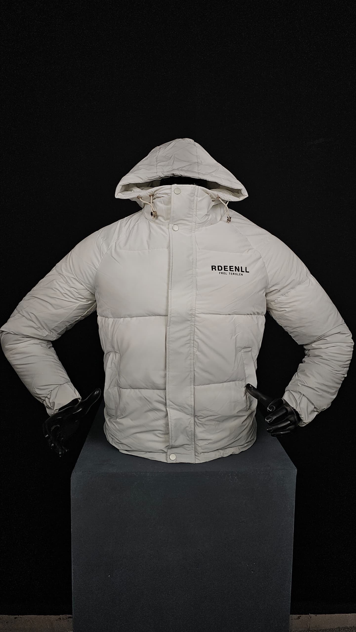 VESTE RDEENLL DOUDOUNE TRES HAUTE QUALITÉ