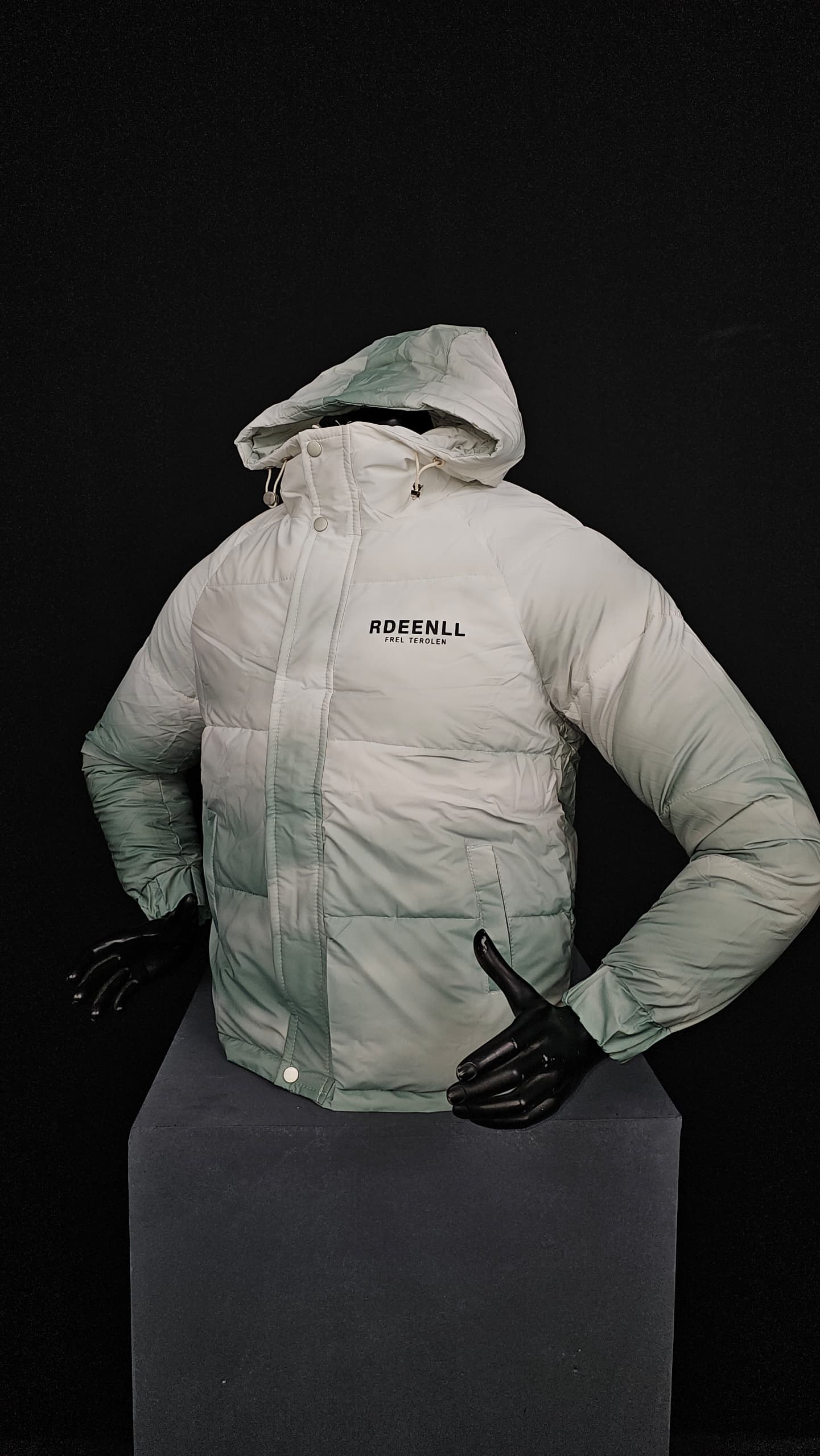 VESTE RDEENLL DOUDOUNE TRES HAUTE QUALITÉ