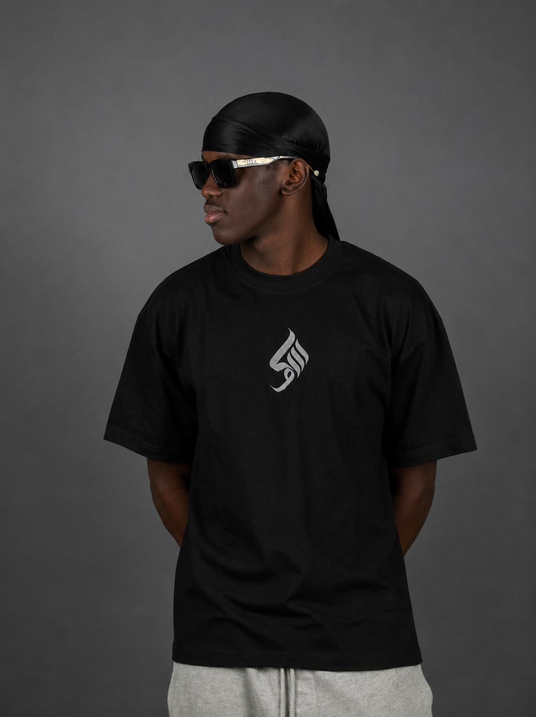 T-SHIRT SKO "VANTABLACK"  ( Oversized fit )